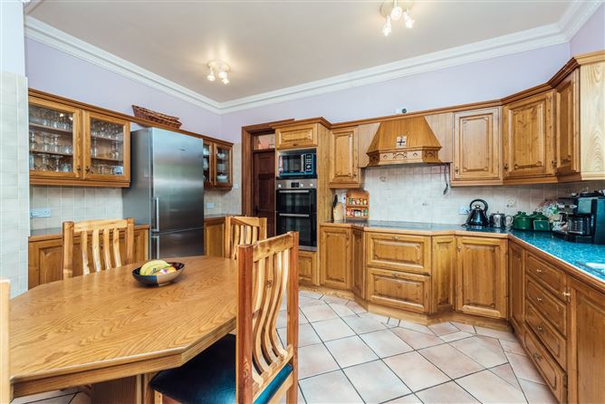Matuzadonna, Manor Kilbride, Wicklow