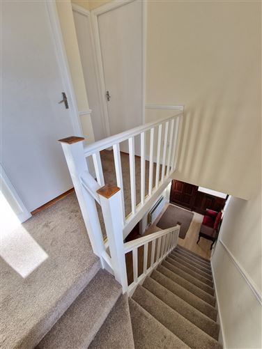 8 Abbey View, Clarecastle, Ennis, Co. Clare
