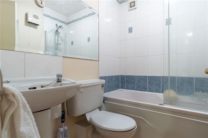  21 Glenarm Square, Drumcondra, Dublin 9
