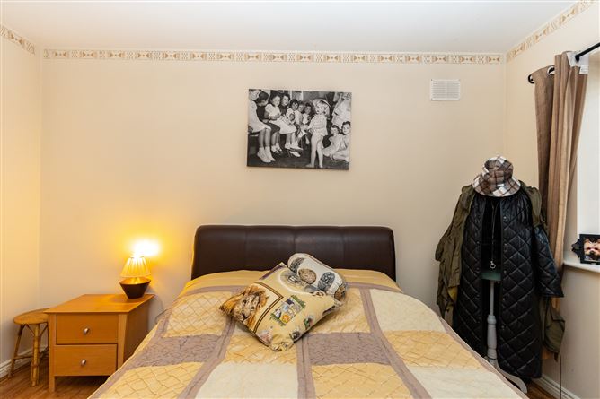  21 Glenarm Square, Drumcondra, Dublin 9