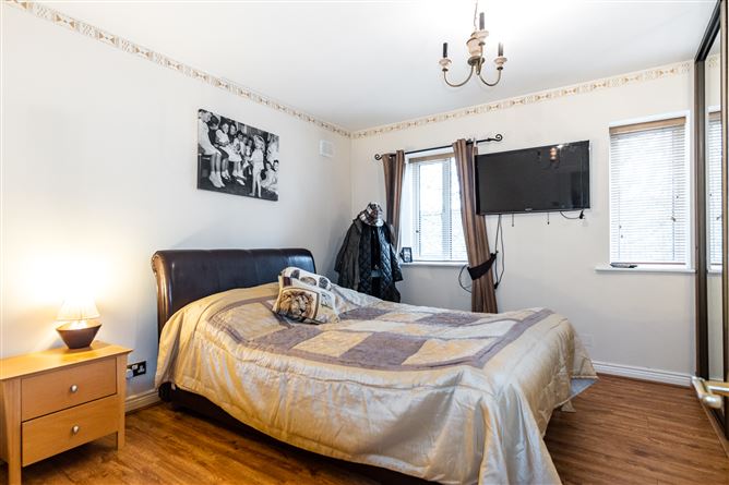  21 Glenarm Square, Drumcondra, Dublin 9