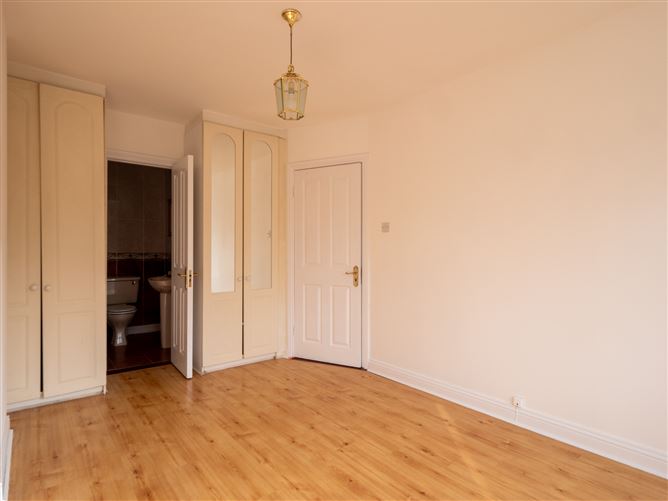 18 Colthurst Rise , Lucan, County Dublin