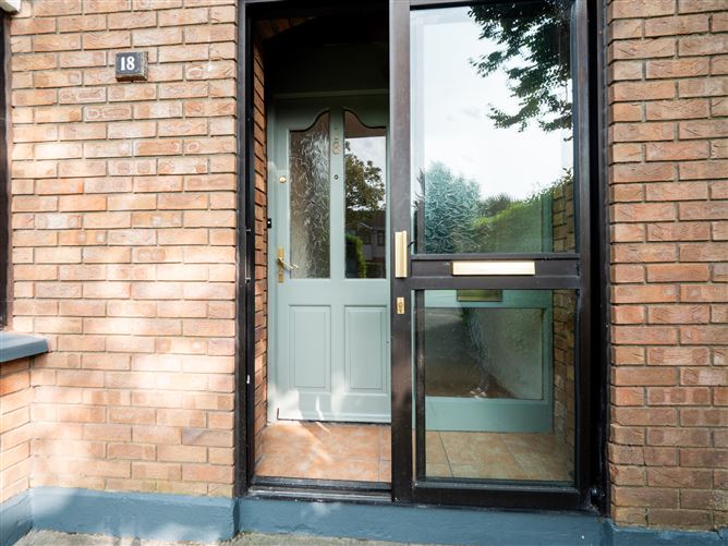 18 Colthurst Rise , Lucan, County Dublin