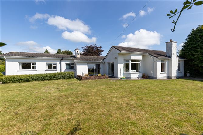 "Oakland", Crosstown, Wexford Town, Wexford