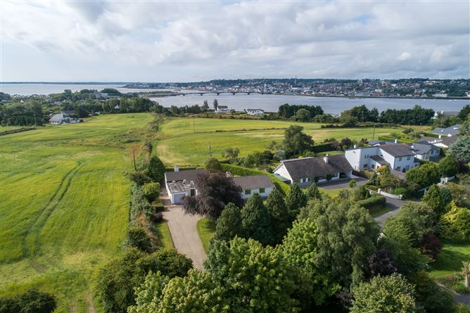 "Oakland", Crosstown, Wexford Town, Wexford