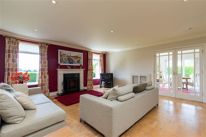 "Oakland", Crosstown, Wexford Town, Wexford