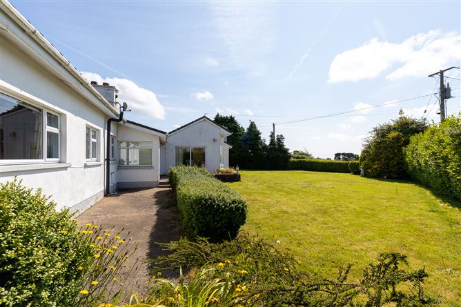 "Oakland", Crosstown, Wexford Town, Wexford