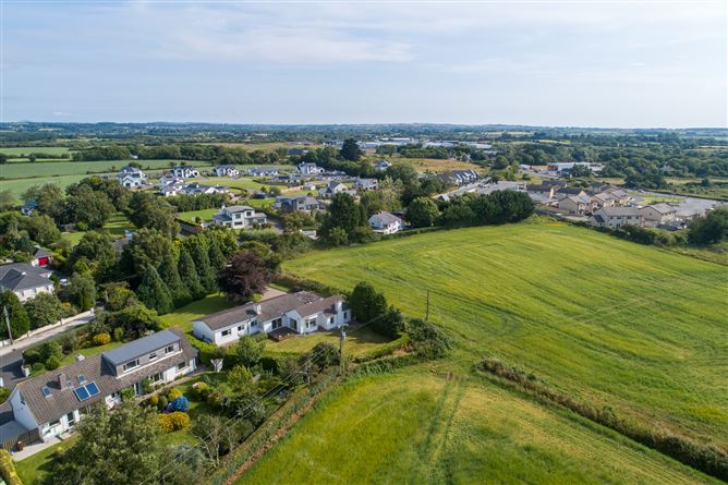 "Oakland", Crosstown, Wexford Town, Wexford