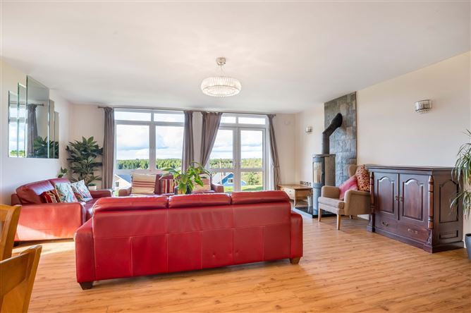 38 River Run, Lough Dooley, Belturbet, Co. Cavan