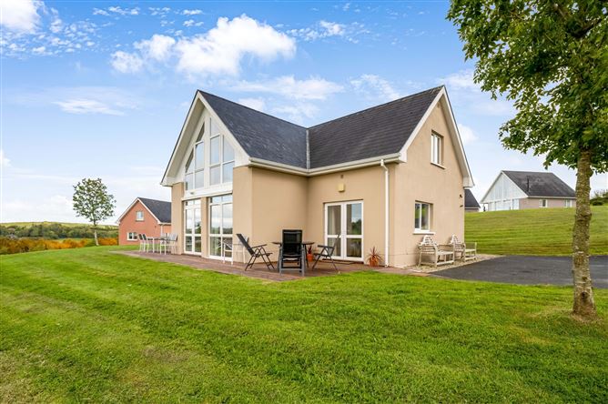 38 River Run, Lough Dooley, Belturbet, Co. Cavan