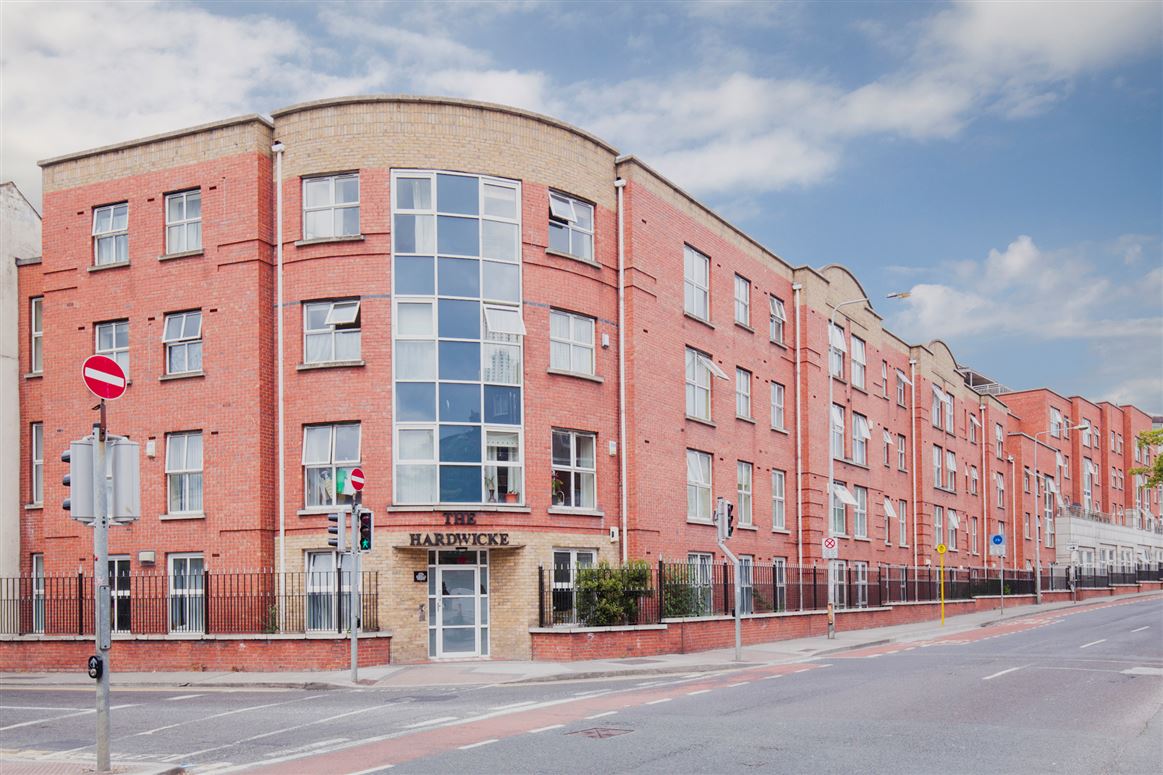 109 The Hardwicke , Smithfield, Dublin 7
