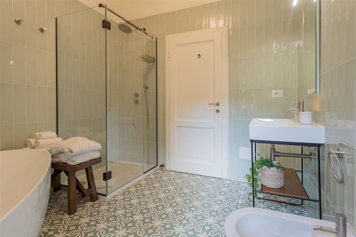 Jasmine & Terracotta,Guello, Lombardy, Italy