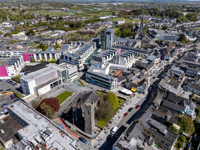 11 St. Mary`s Square, Athlone, County Westmeath