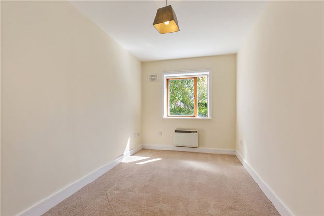 11 Glebe Hall, Kill Avenue, Dun Laoghaire, Co. Dublin