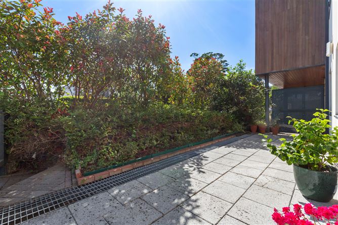 11 Glebe Hall, Kill Avenue, Dun Laoghaire, Co. Dublin