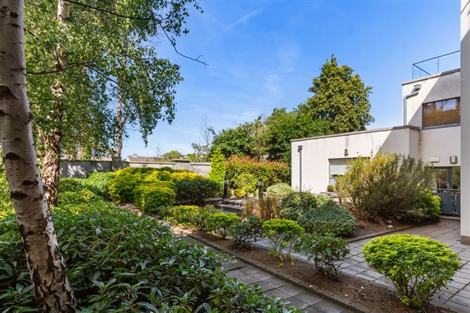 11 Glebe Hall, Kill Avenue, Dun Laoghaire, Co. Dublin