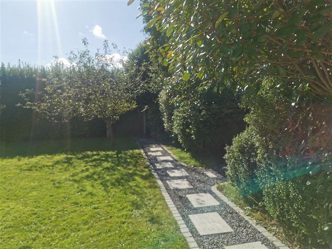 20 Seaview Court, Kilmuckridge, Wexford