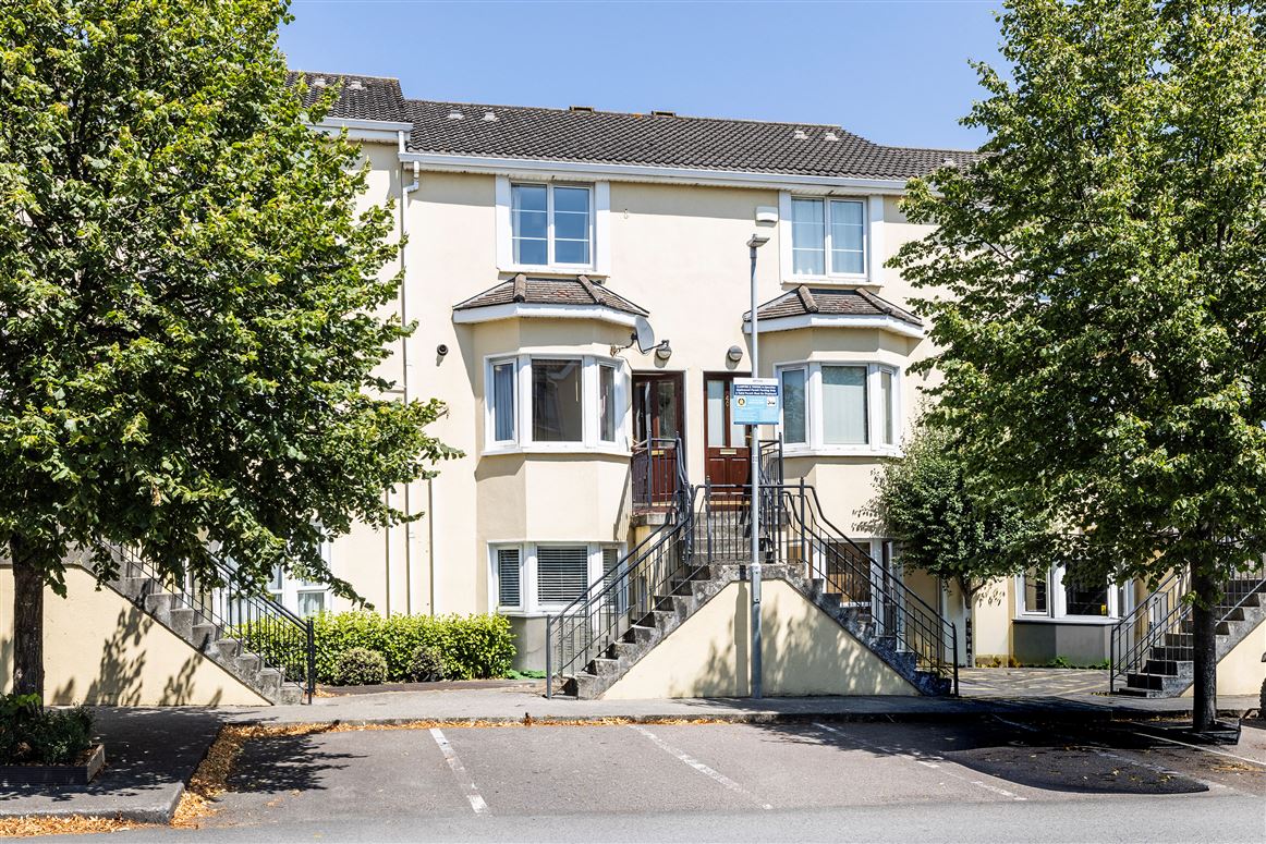 42 APPLEWOOD MAIN STREET, Swords, County Dublin