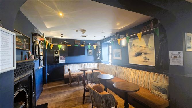 Photo 7 of 37 — Ref 1241 - Jacks Coastguard Restaurant, Cromane Lower, Killorglin, Kerry