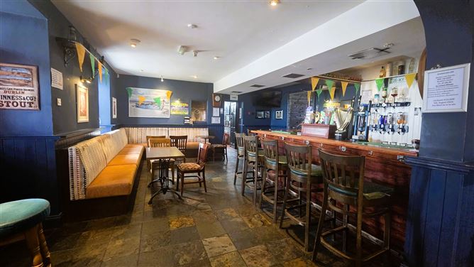Photo 6 of 37 — Ref 1241 - Jacks Coastguard Restaurant, Cromane Lower, Killorglin, Kerry