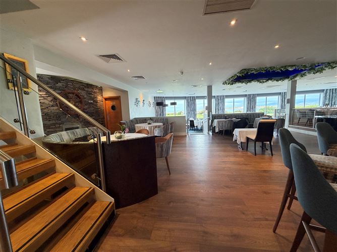 Photo 11 of 37 — Ref 1241 - Jacks Coastguard Restaurant, Cromane Lower, Killorglin, Kerry