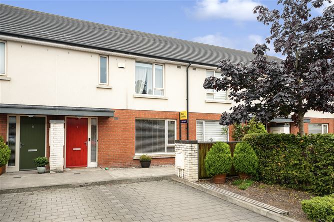 Photo 1 of 29 — 7 Stratton Close, Adamstown Square, Lucan, Co. Dublin