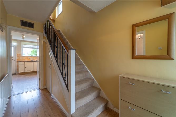 45 Broadford Crescent, Ballinteer, Dublin 16