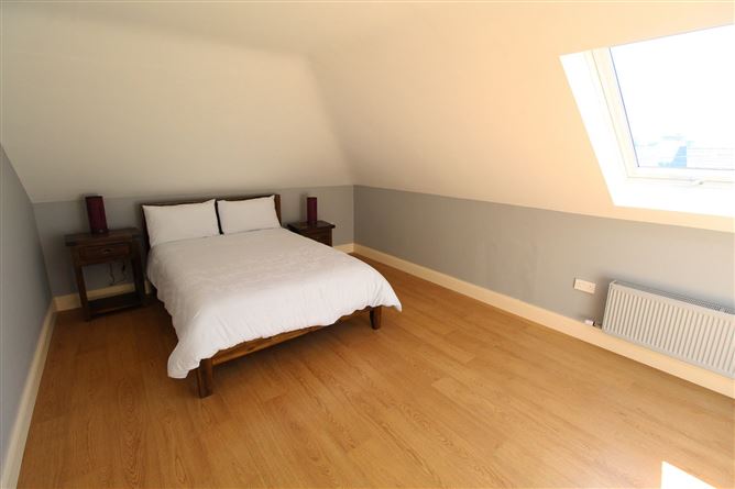 1 Dun Alainn, Grattan St, Kilkee