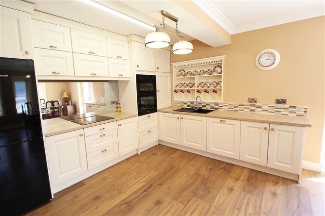 1 Dun Alainn, Grattan St, Kilkee