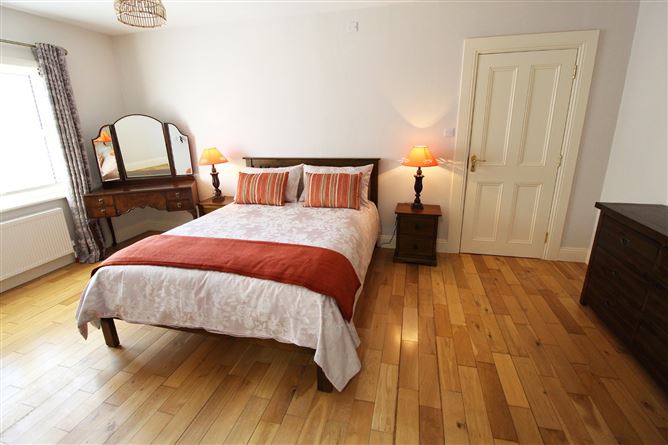 1 Dun Alainn, Grattan St, Kilkee