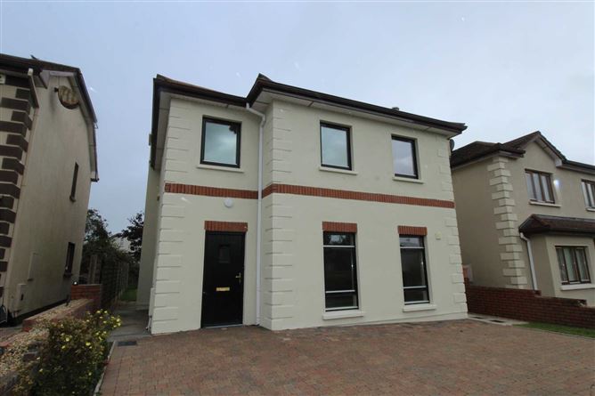 Main image for 6 Abbeyville, Galway Road, Roscommon Town, Roscommon town