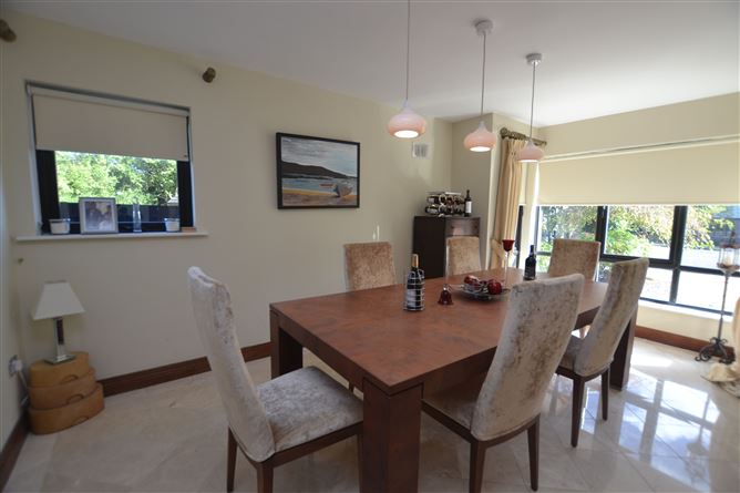 10 Hillview, Seafield, Ballymoney, Wexford