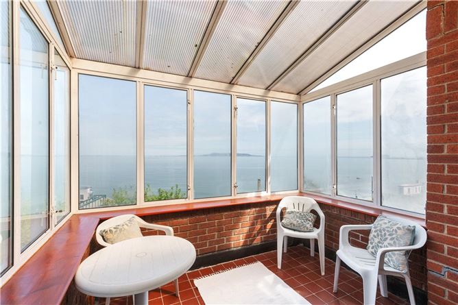 7 Osborne Court, Seapoint Avenue, Monkstown, Co. Dublin