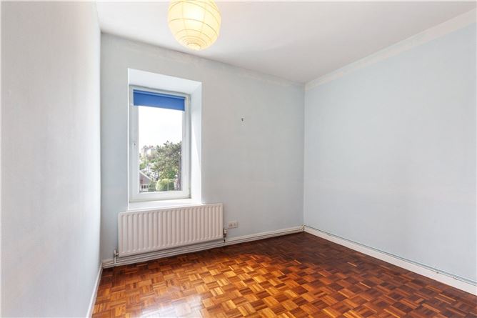 7 Osborne Court, Seapoint Avenue, Monkstown, Co. Dublin