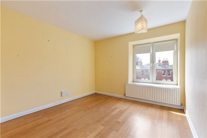 7 Osborne Court, Seapoint Avenue, Monkstown, Co. Dublin