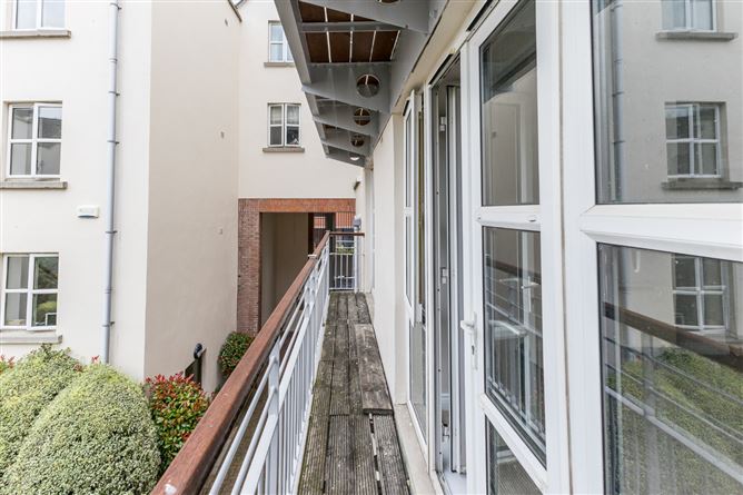 92 The Windmill, Windmill Lane, Sir John Rogerson's Quay, Grand Canal Dk, Dublin 2