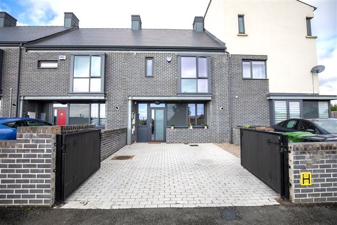 56 Baile na Laochra, Poppintree, Dublin 11