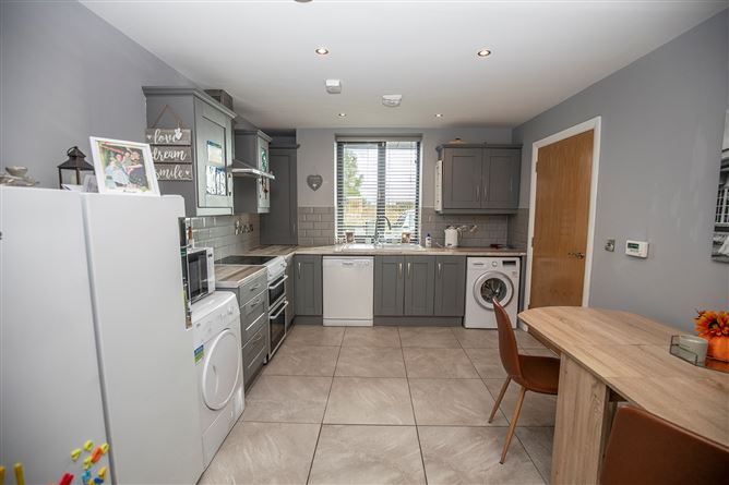 56 Baile na Laochra, Poppintree, Dublin 11