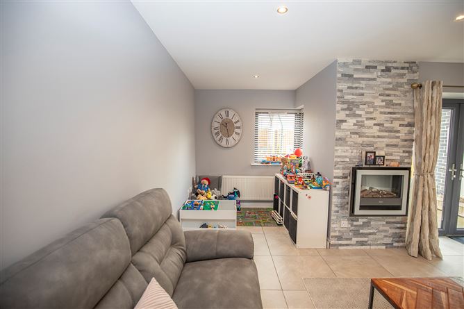 56 Baile na Laochra, Poppintree, Dublin 11