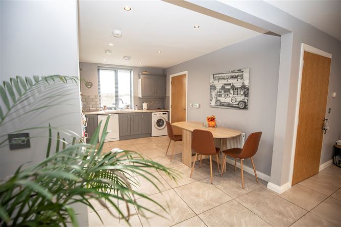 56 Baile na Laochra, Poppintree, Dublin 11