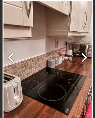 https://photos-a.propertyimages.ie/media/2/0/0/4910002/f737fa7d-633a-42ba-9e8b-1c84a24d2e2b_l.jpg