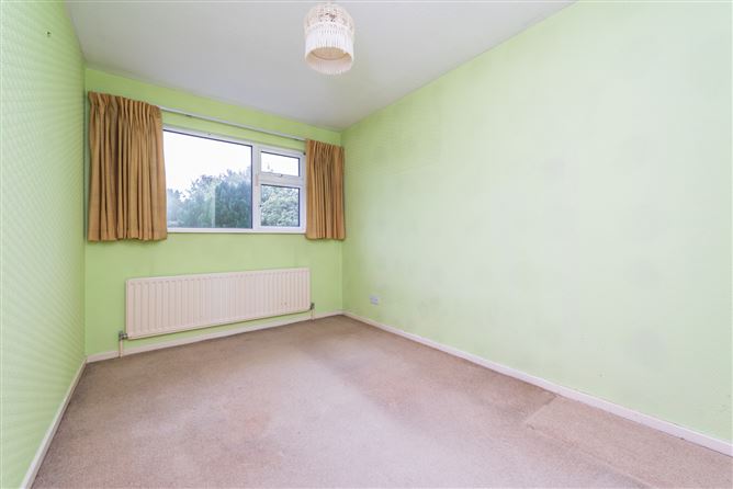 https://photos-a.propertyimages.ie/media/2/0/0/4943002/2862c061-752e-4ced-afbf-0c00ed3151be_l.jpg