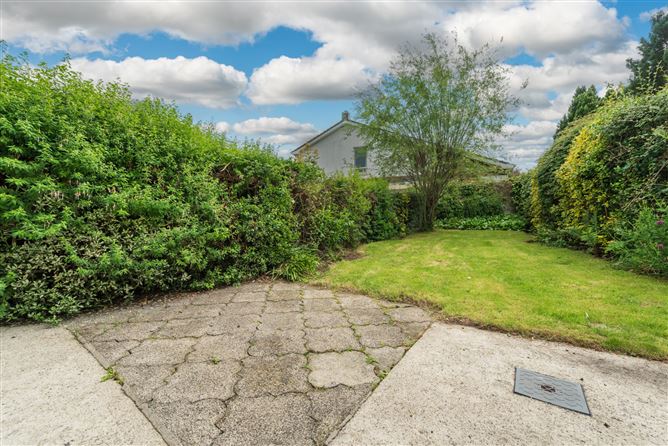 https://photos-a.propertyimages.ie/media/2/0/0/4943002/2862c061-752e-4ced-afbf-0c00ed3151be_l.jpg