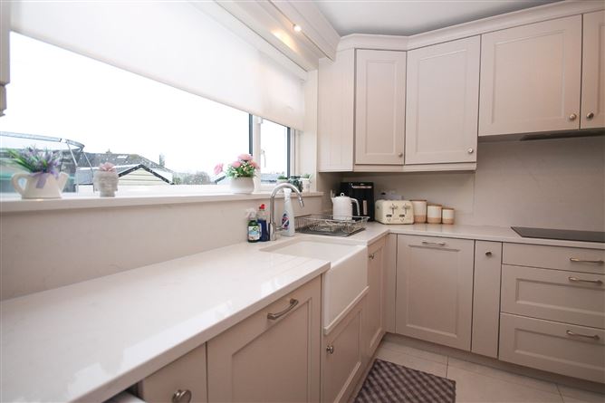 180 Woodlawn Park Grove, Firhouse, Dublin 24