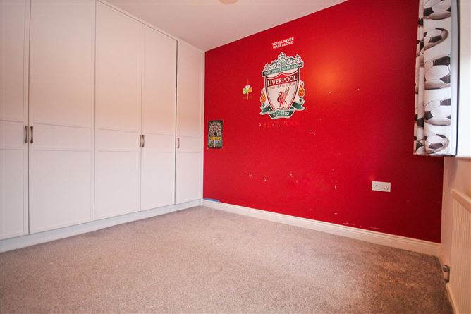 180 Woodlawn Park Grove, Firhouse, Dublin 24