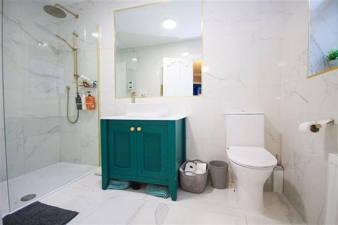 180 Woodlawn Park Grove, Firhouse, Dublin 24