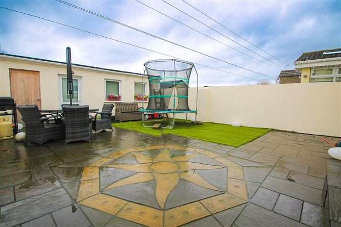 180 Woodlawn Park Grove, Firhouse, Dublin 24