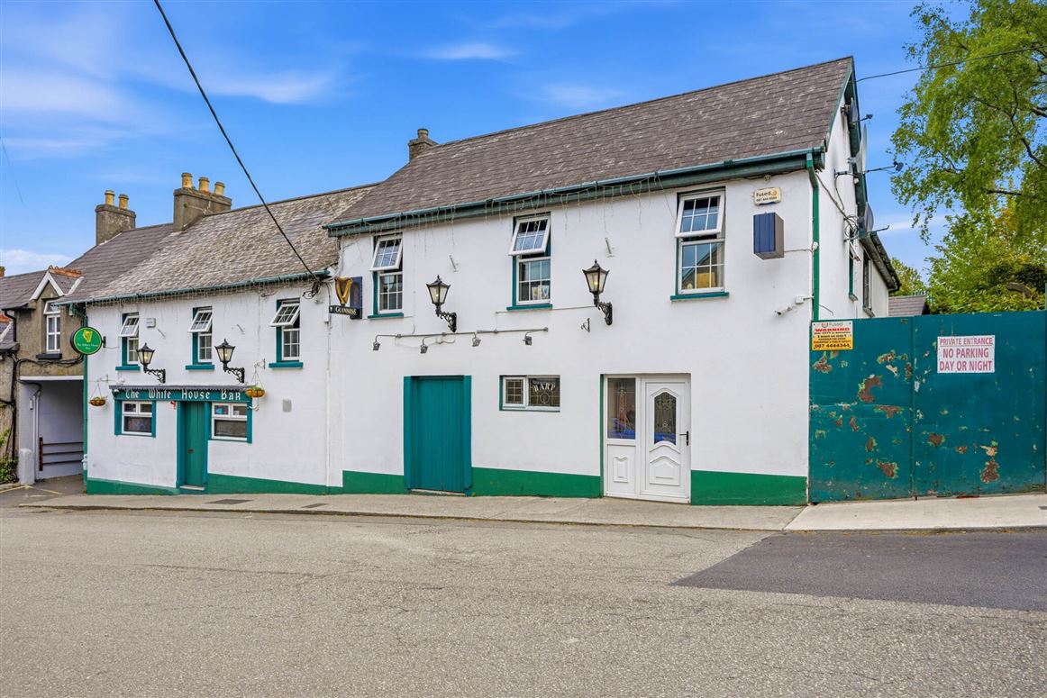 The White House Bar, 99 The Shannon, Enniscorthy, Co. Wexford