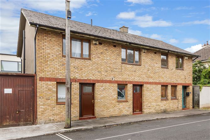 52 Dominick Street, Dun Laoghaire, County Dublin
