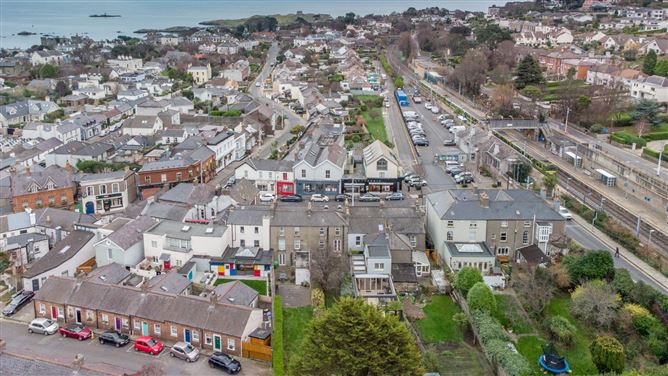 Lahinch, 14 Railway Road, Dalkey, Co. Dublin